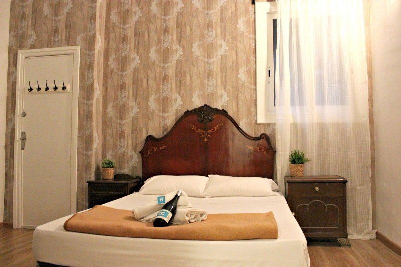The Hipstel Paseo De Gracia Hostel Βαρκελώνη Εξωτερικό φωτογραφία