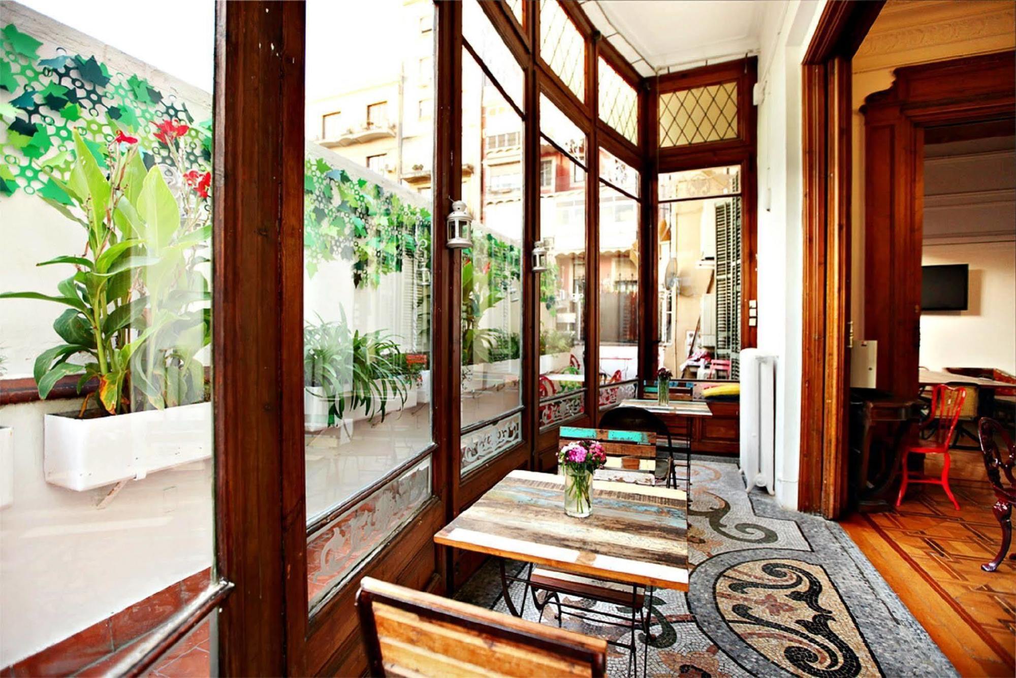 The Hipstel Paseo De Gracia Hostel Βαρκελώνη Εξωτερικό φωτογραφία