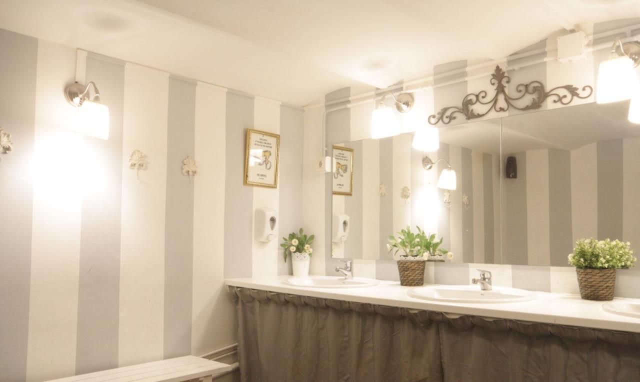 The Hipstel Paseo De Gracia Hostel Βαρκελώνη Εξωτερικό φωτογραφία